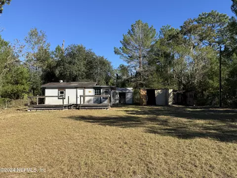 662 Hillsborough Ave, Florahome, FL 32140