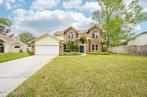 2146 Walkabout Ct, Jacksonville, FL 32224