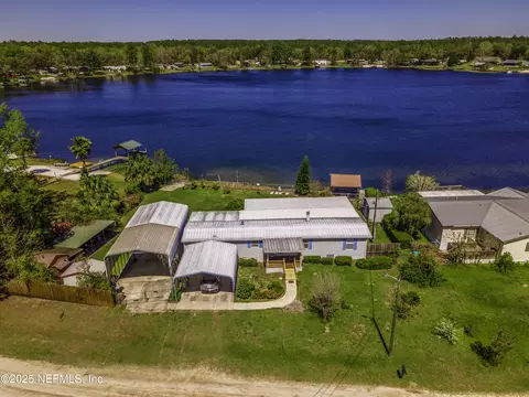 184 Violet Cir, Interlachen, FL 32148