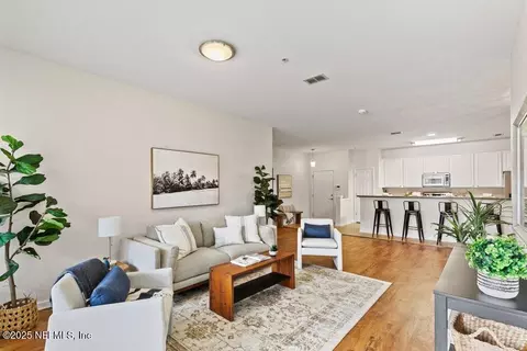 13364 Beach Blvd #705, Jacksonville, FL 32224