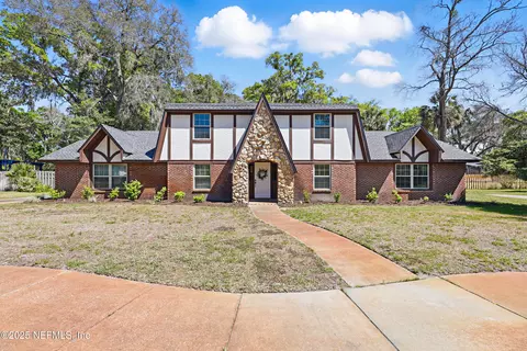4463 River Trail Rd, Jacksonville, FL 32277