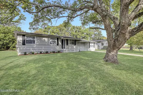 7328 Warner Dr, Jacksonville, FL 32244