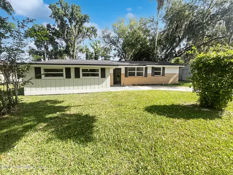 1561 Mar Vic Ln, Jacksonville, FL 32218