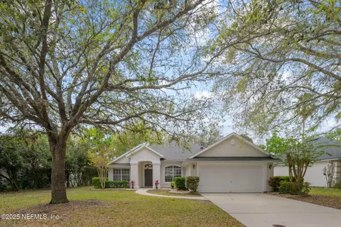 269 N Lake Cunningham Ave, Saint Johns, FL 32259