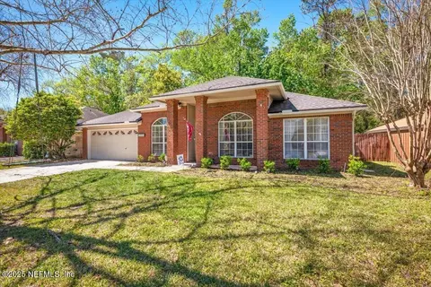 11902 Swooping Willow Rd, Jacksonville, FL 32223