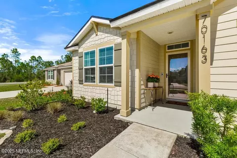 70163 Roseapple Ct, Yulee, FL 32097