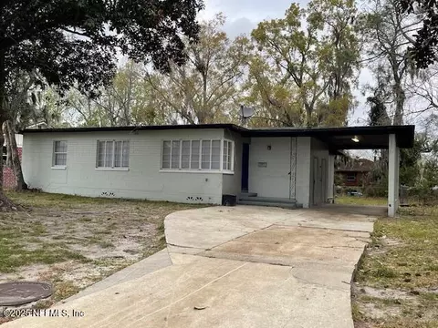 6333 Badnur Dr, Jacksonville, FL 32210