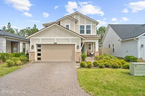 9887 Invention Ln, Jacksonville, FL 32256