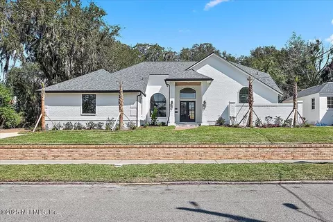 1819 Montgomery Pl, Jacksonville, FL 32205