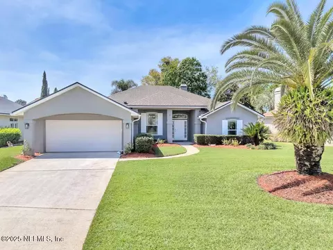 4218 Alesbury Dr, Jacksonville, FL 32224