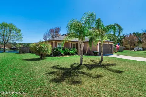 418 W New England Dr, Elkton, FL 32033