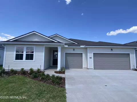 3263 Lago Vista Dr, Green Cove Springs, FL 32043