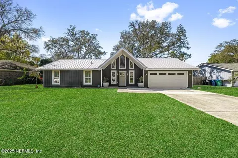 1116 Hamlet Ct, Neptune Beach, FL 32266