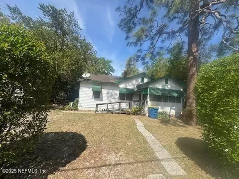 889 Bunker Hill Blvd, Jacksonville, FL 32208