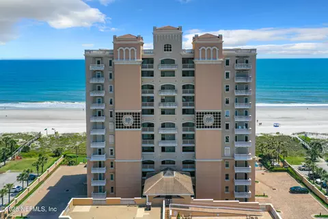 1201 1st St N #202, Jacksonville Beach, FL 32250