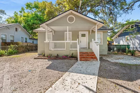 2642 Peacock St, Jacksonville, FL 32207