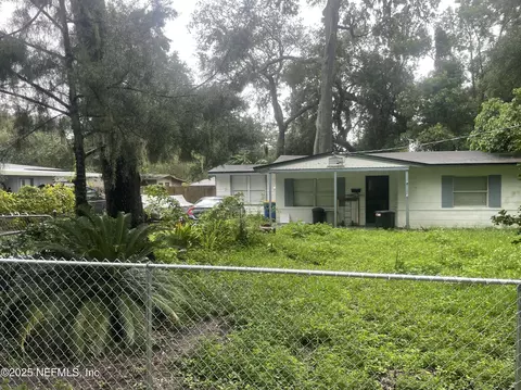 5426 Windermere Dr, Jacksonville, FL 32211