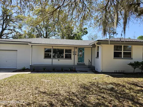 6046 Wateredge Dr S, Jacksonville, FL 32211