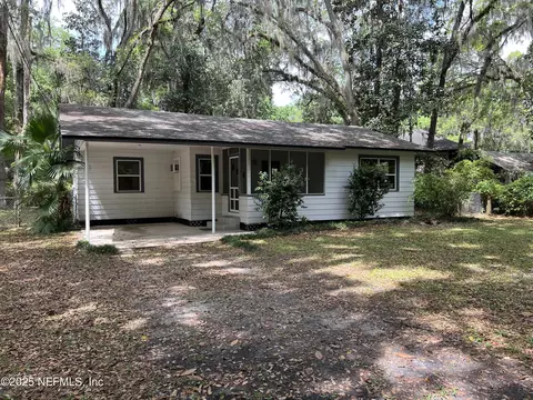 10114 County Road 1469, Waldo, FL 32694