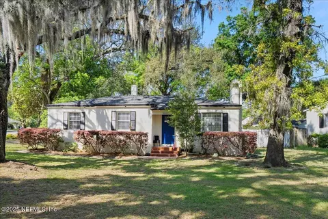 4652 Redwood Ave, Jacksonville, FL 32207