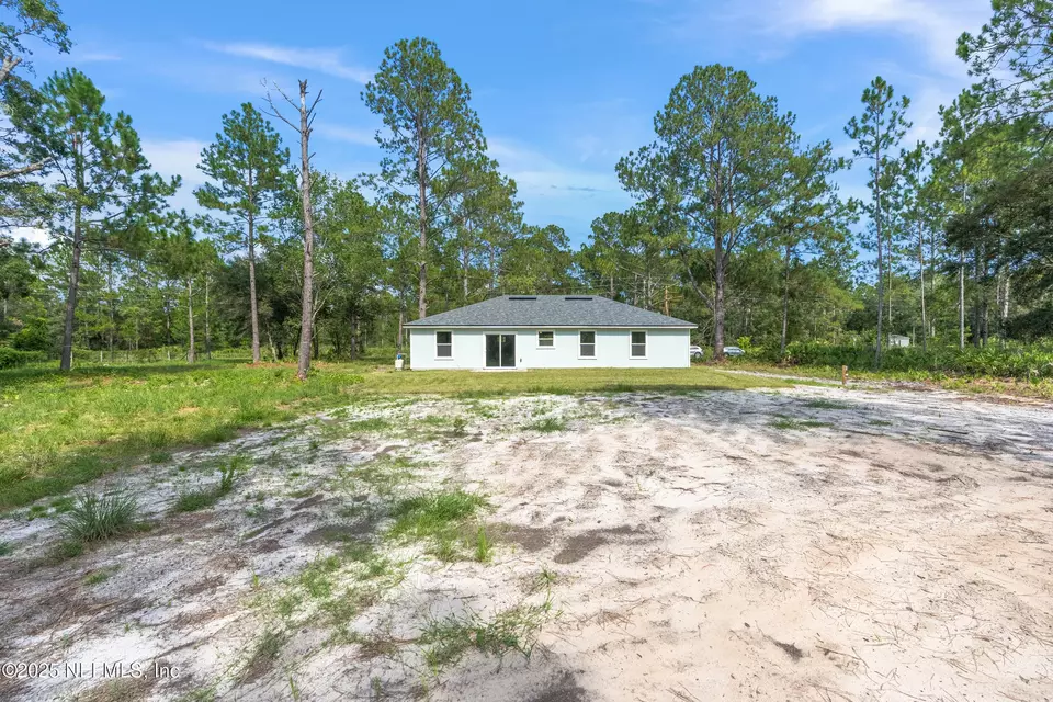 Exterior - 10615 Yeager Ave, Hastings, FL 32145 photo 3 of 4