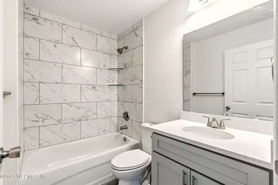 Bath - 10615 Yeager Ave, Hastings, FL 32145 photo 3 of 3