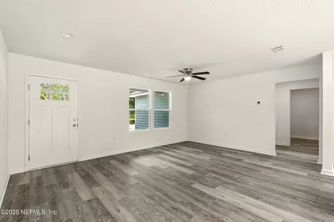 Living - 10615 Yeager Ave, Hastings, FL 32145 photo 1 of 4