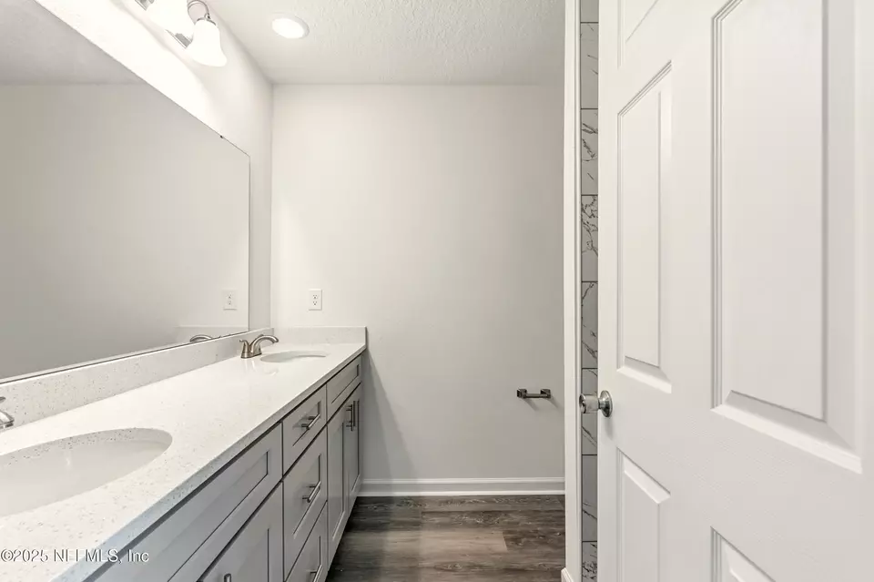 Bath - 10615 Yeager Ave, Hastings, FL 32145 photo 1 of 3