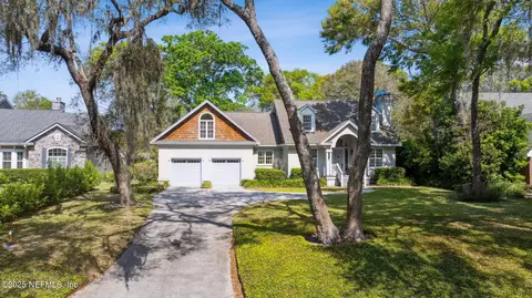 1787 Fairway Dr, Fernandina Beach, FL 32034