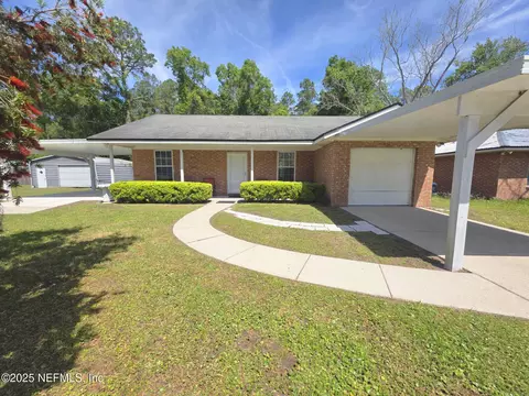 231 3rd St W, Baldwin, FL 32234