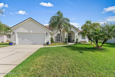 1563 Lake Bend Pl, Fleming Island, FL 32003