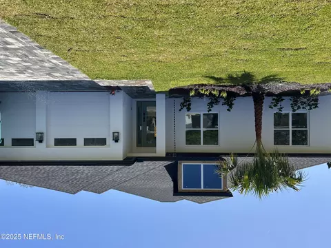 1022 9th Ave N, Jacksonville Beach, FL 32250