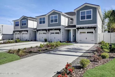 326 12th Ave N, Jacksonville Beach, FL 32250