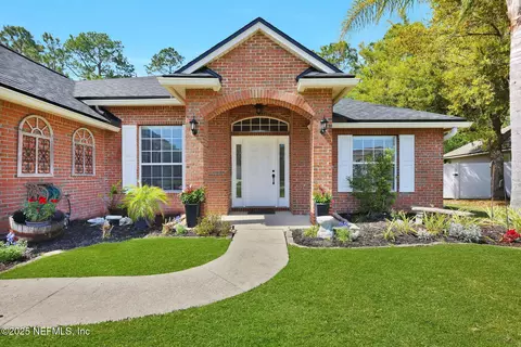 878 W American Eagle Dr, Saint Augustine, FL 32092