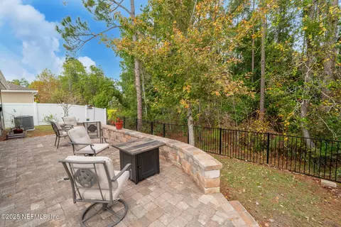 324 Palace Dr, Saint Augustine, FL 32084