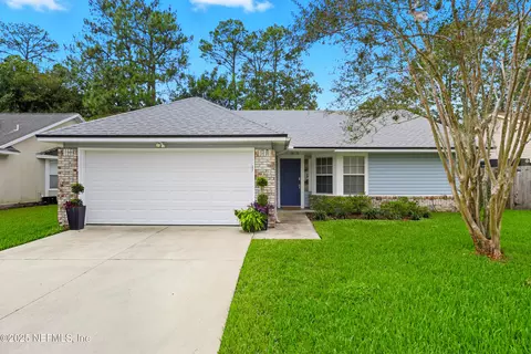 2096 St Martins Dr E, Jacksonville, FL 32246