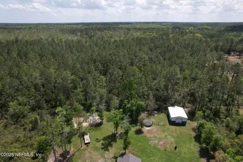 8 Quail Rd # A, Callahan, FL 32011