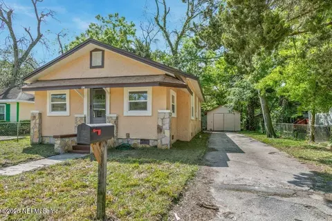 3208 Thomas St, Jacksonville, FL 32254