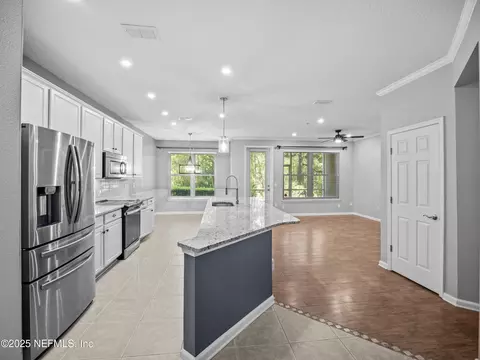 13364 Beach Blvd #908, Jacksonville, FL 32224