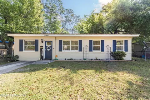 10615 Briarcliff Rd E, Jacksonville, FL 32218