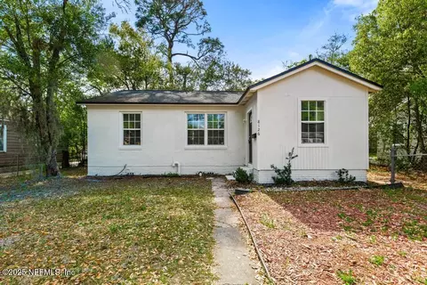 8126 Lexington Dr, Jacksonville, FL 32208