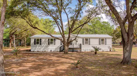 136 Sesame St, Middleburg, FL 32068