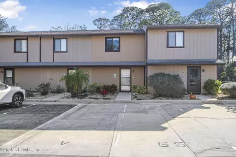 65 Village Dr, Flagler Beach, FL 32136
