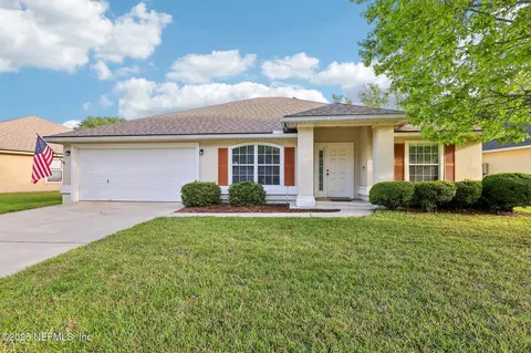 9425 Staplehurst Dr, Jacksonville, FL 32244