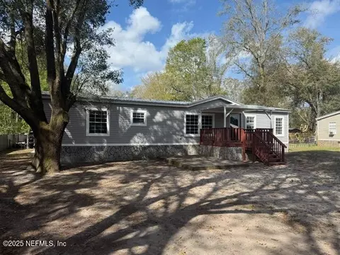 4336 Deerfield Cir, Macclenny, FL 32063