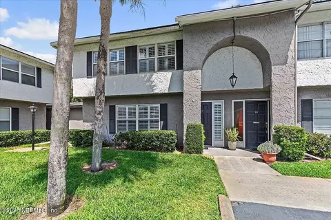 695 A1a N #17, Ponte Vedra Beach, FL 32082