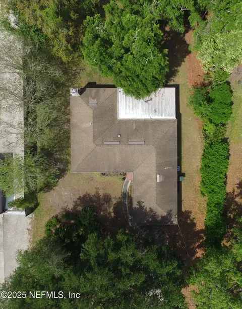 10748 Clydesdale Dr E, Jacksonville, FL 32257