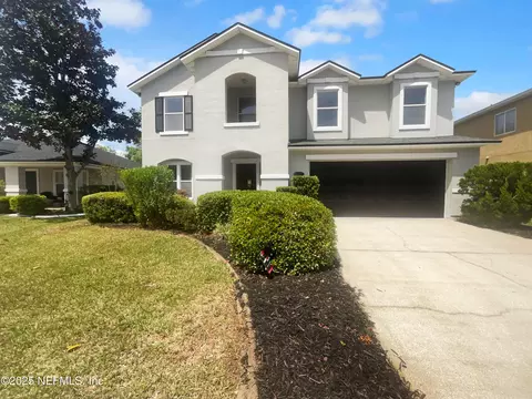 1497 Dunns Lake Dr E, Jacksonville, FL 32218