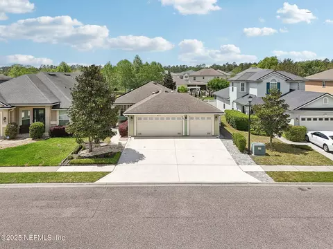 810 Glendale Ln, Orange Park, FL 32065