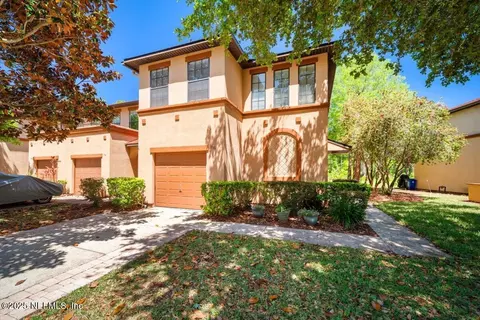 756 Ginger Mill Dr, Saint Johns, FL 32259